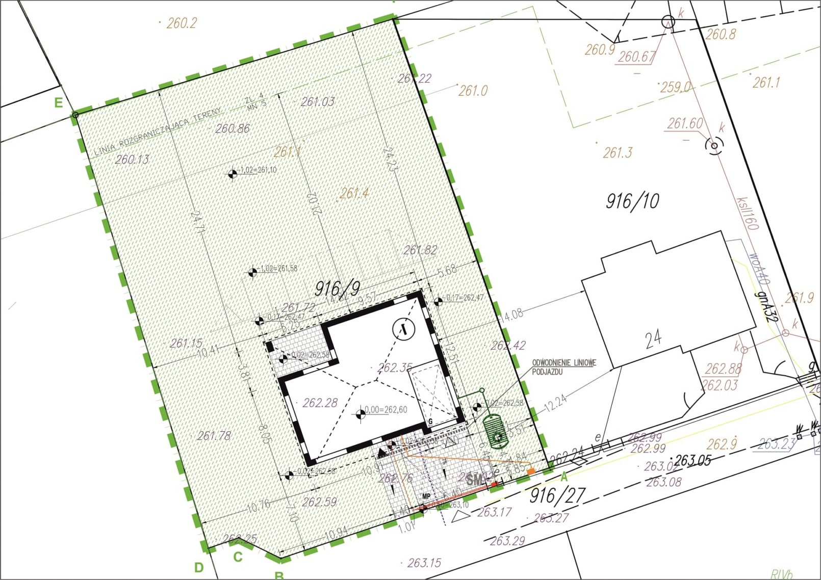 Parterowy dom pod lasem